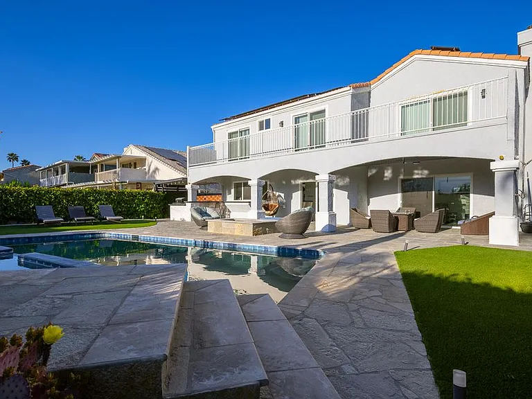 41215 Carlotta Dr — Photo 10