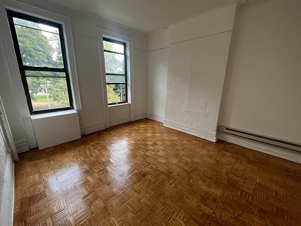 1st image of 149 Starr St APT 3B
