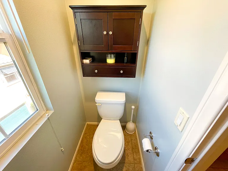 710 S San Fernando Blvd #101 — Photo 15