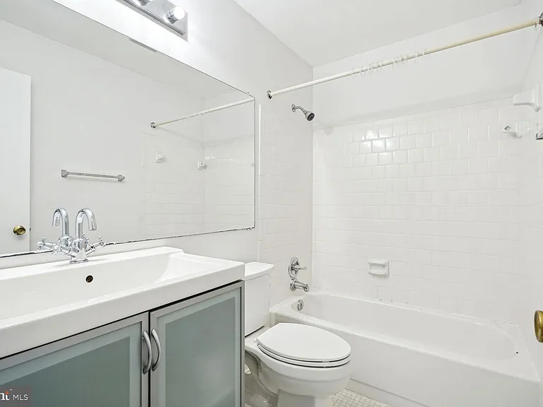 9909 Hemlock Woods Ln — Photo 20