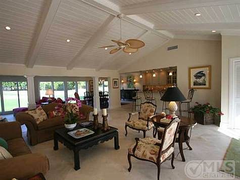 4th image of 4625 Sanderling Cir W
