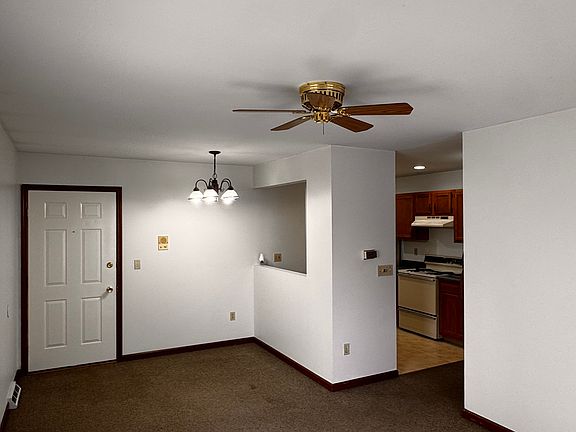 4th image of 460 Washington Ave APT 3
