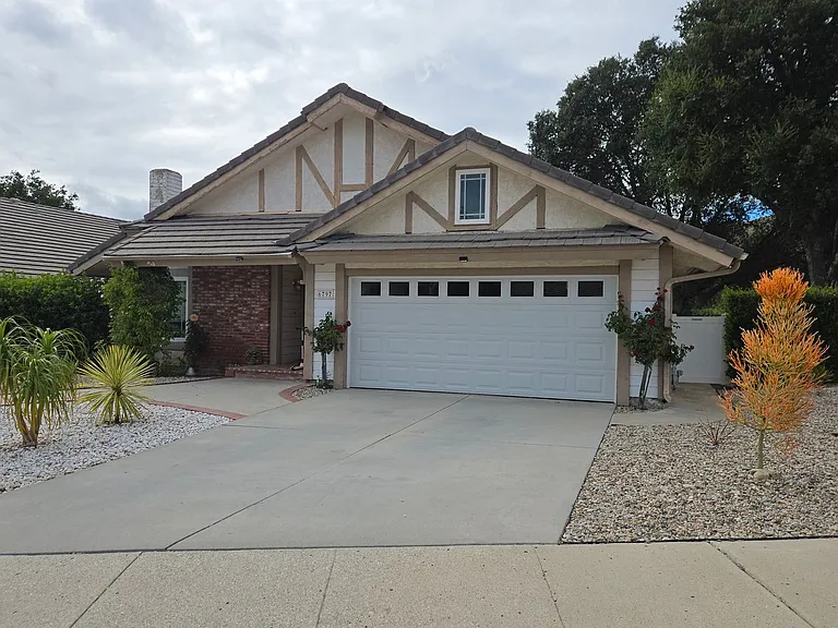 6797 Oak Forest Dr — Photo 1
