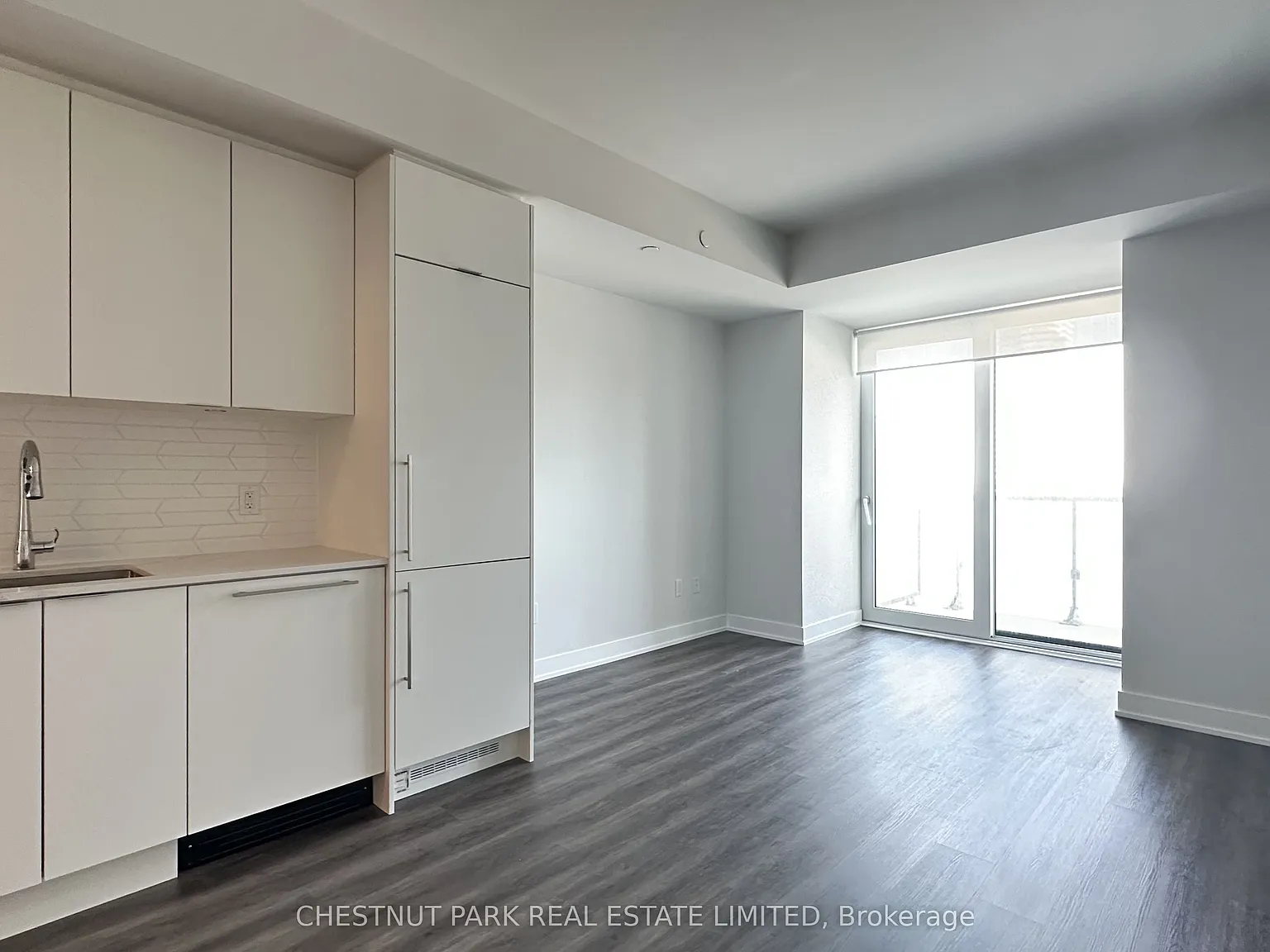 430 Square One Dr — Photo 2