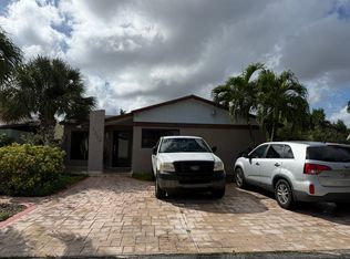 2204 SW 106th Ct, Miami, FL 33165