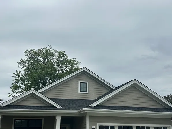 4119 N Lincoln St, Westmont, IL 60559