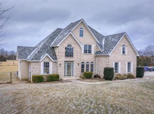 54 Tree Farm Rd, Montgomery City, MO 63361