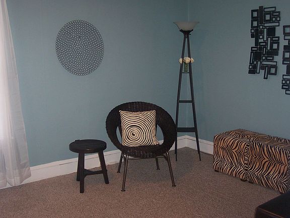 FORMAL DINING ROOM!