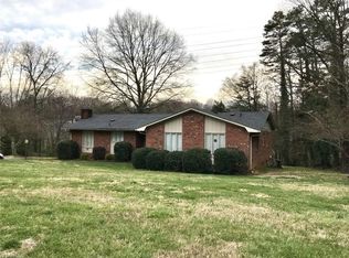 3501 Regents Park Ln, Greensboro, NC 27455