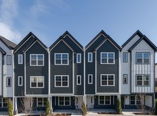 700 N Dupont Ave #102, Madison, TN 37115