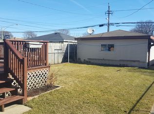 5205 S Neenah Ave, Chicago, IL