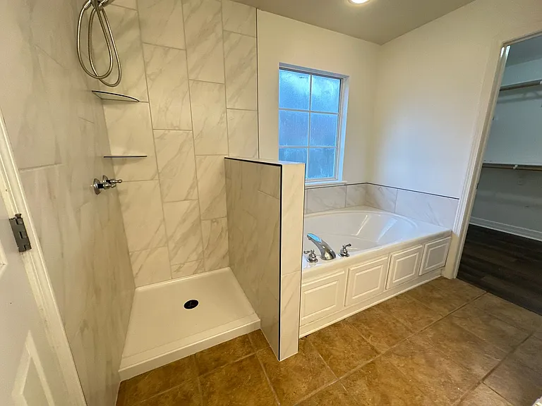 258 Avondale Ln — Photo 11