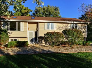 42411 N Addison Ln, Antioch, IL 60002