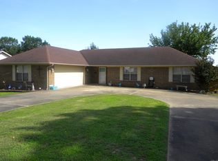 3206 Pin Oak Dr, Paragould, AR 72450