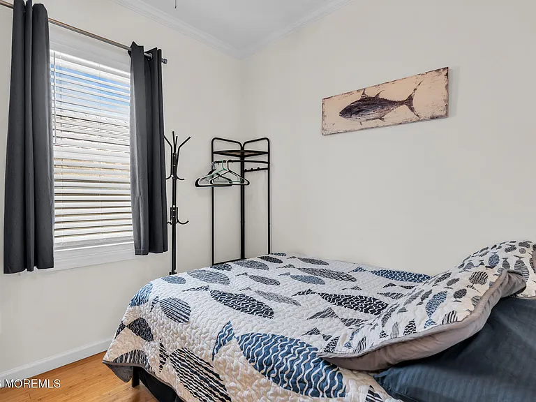 226 Dupont Ave — Photo 18