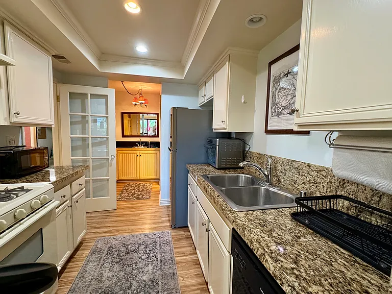 212 N Carrillo Rd #H — Photo 4
