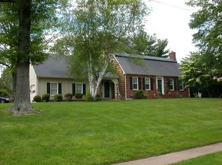14 Bedford Dr, Ewing, NJ 08628