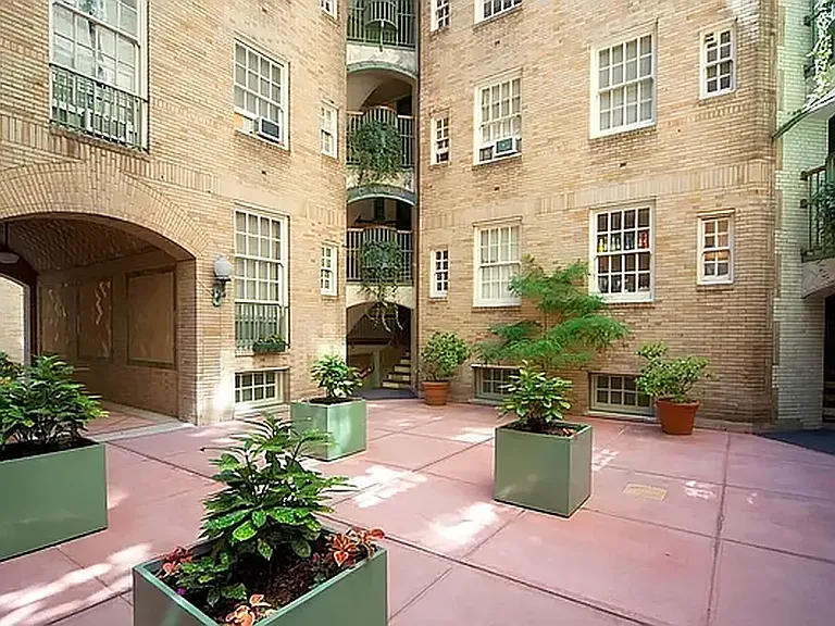 509 E 77th St #2GH — Photo 7
