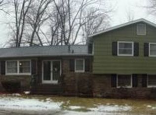 21674 Butternut Ln, Delavan, IL 61734