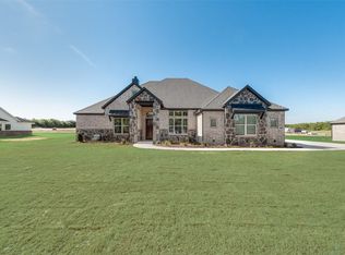 6713 Odom Rd, Sanger, TX 76266