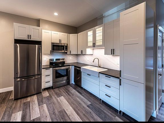 2nd image of 1714 Frintz St APT 4