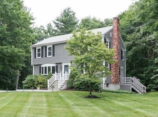 5 Corcoran Dr, Tyngsboro, MA 01879