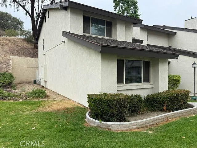1223 Mohave Dr — Photo 2