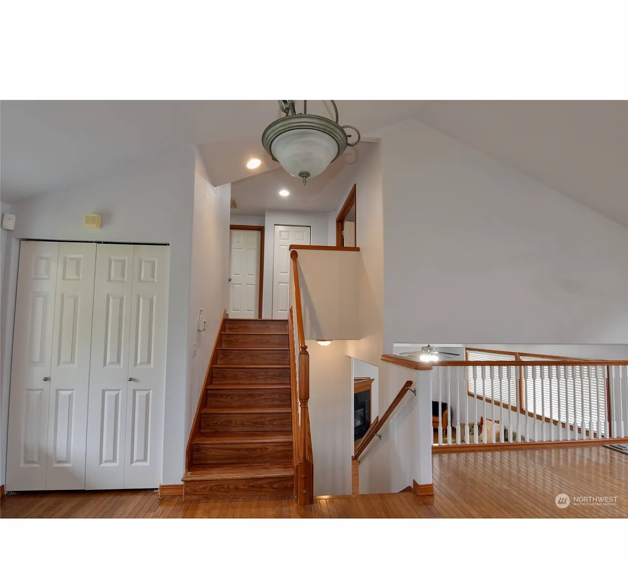 5 bed, 4.5 bath, 2835 sqft, $750 — Photo 4