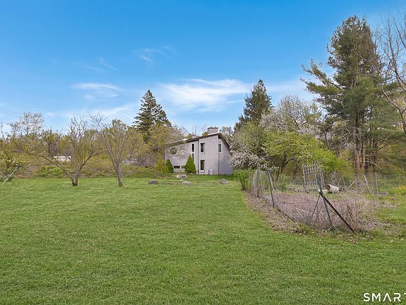 4th image of 441 Platt Hill Road