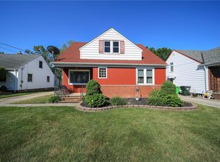 316 E 280th St, Euclid, OH