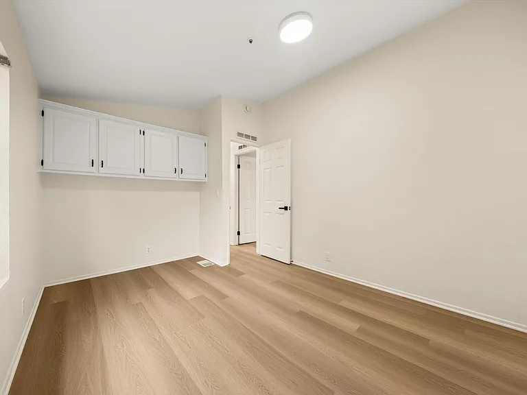 3184 Serena Ave — Photo 14