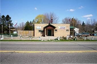 1st image of 17530 Lake Blvd