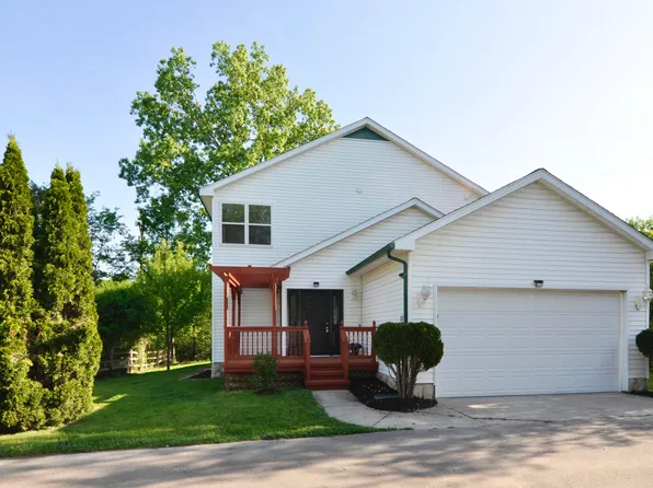 2015 Chalmers Dr, Ann Arbor, MI 48104