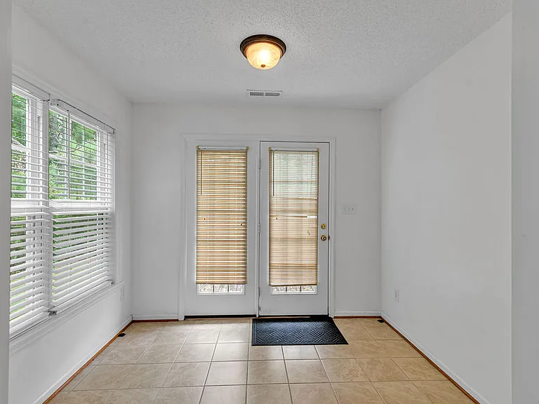 305 Foster Creek Rd — Photo 5