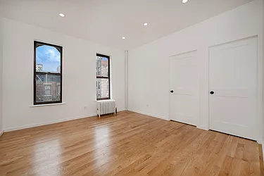 Rented by Weinstein Realty Group