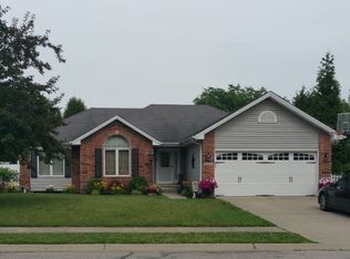 2147 Shiloh Dr, Columbus, IN 47203