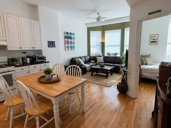 944 N Orleans St APT 202, Chicago, IL 60610