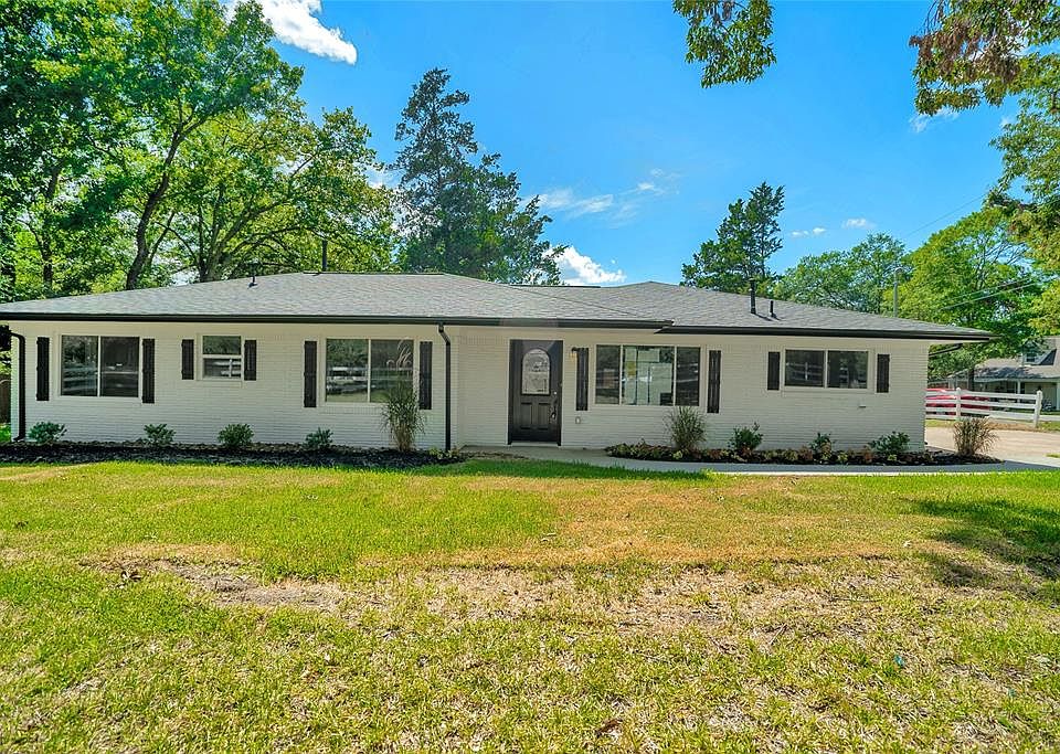 1st image of 4401 Shady Ln