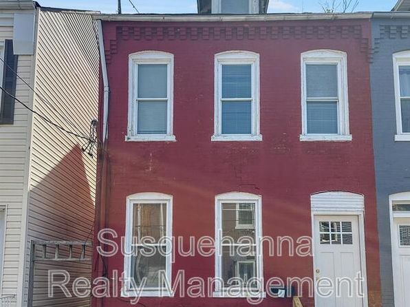 537 Woodward St
