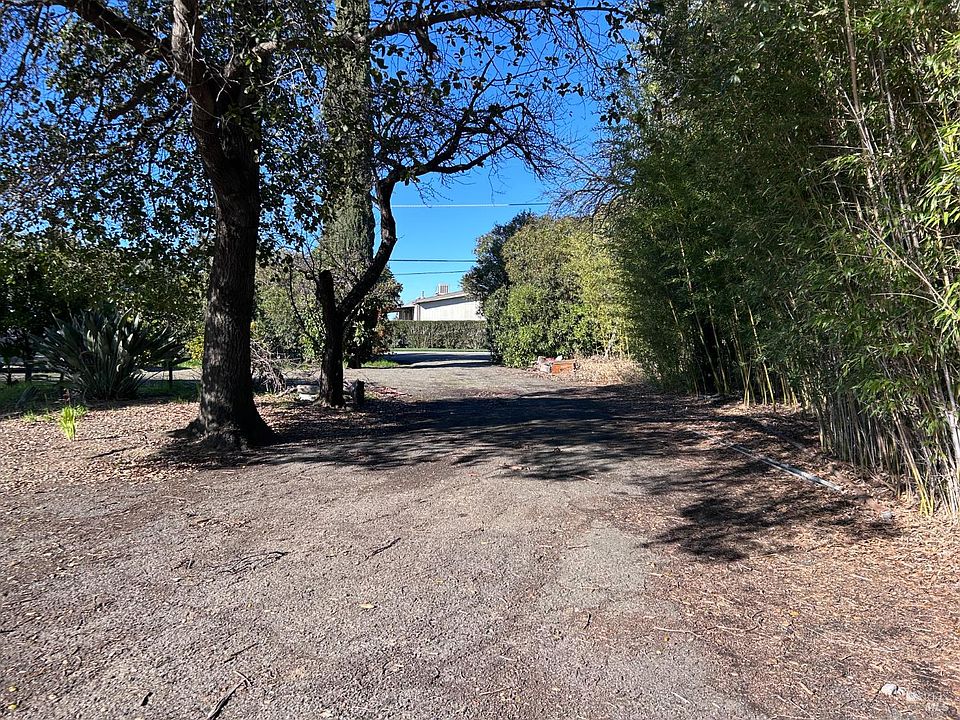 1st image of 1005 Poplar Road