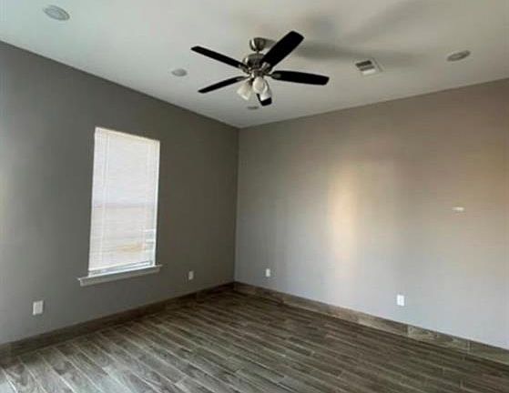2nd image of 3529 Kings Dr