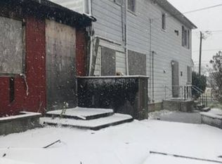 57 Radcliffe Rd, Island Park, NY 11558