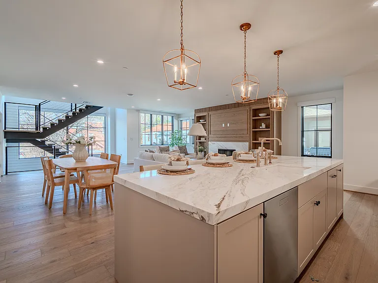 4114 Emerson Ave #5 — Photo 5