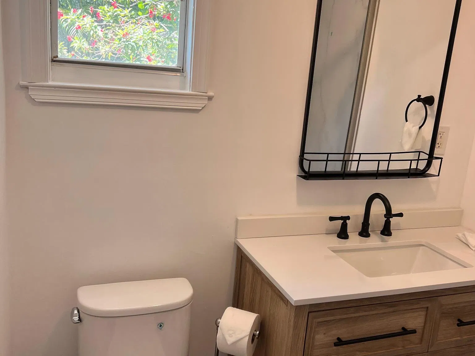 841 Claremore Dr — Photo 3
