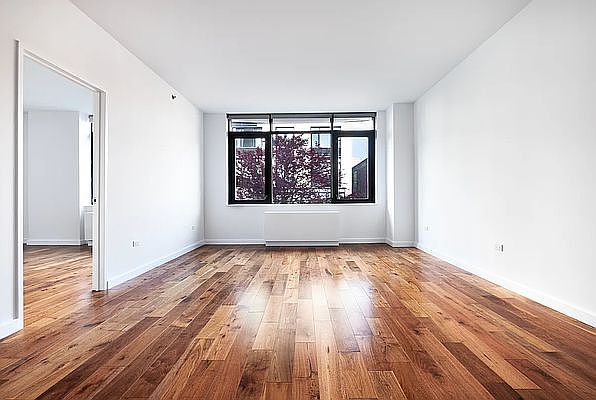 1st image of 125 N 5th St APT 2C
