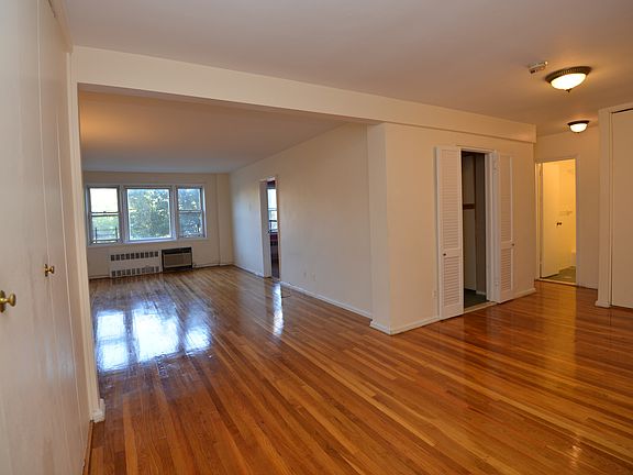 3rd image of 100 S Ocean Ave APT 2T