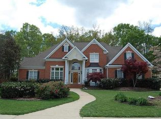 1514 Ramsgate Pkwy, Hixson, TN 37343