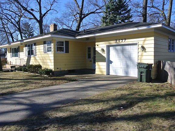 5th image of 2427 Glenside Blvd