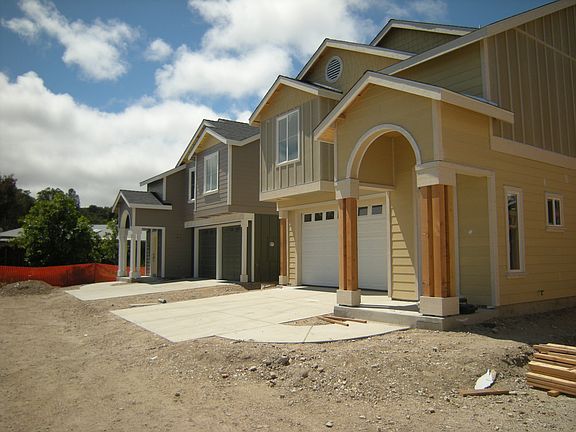 2nd image of 10386 El Camino Real