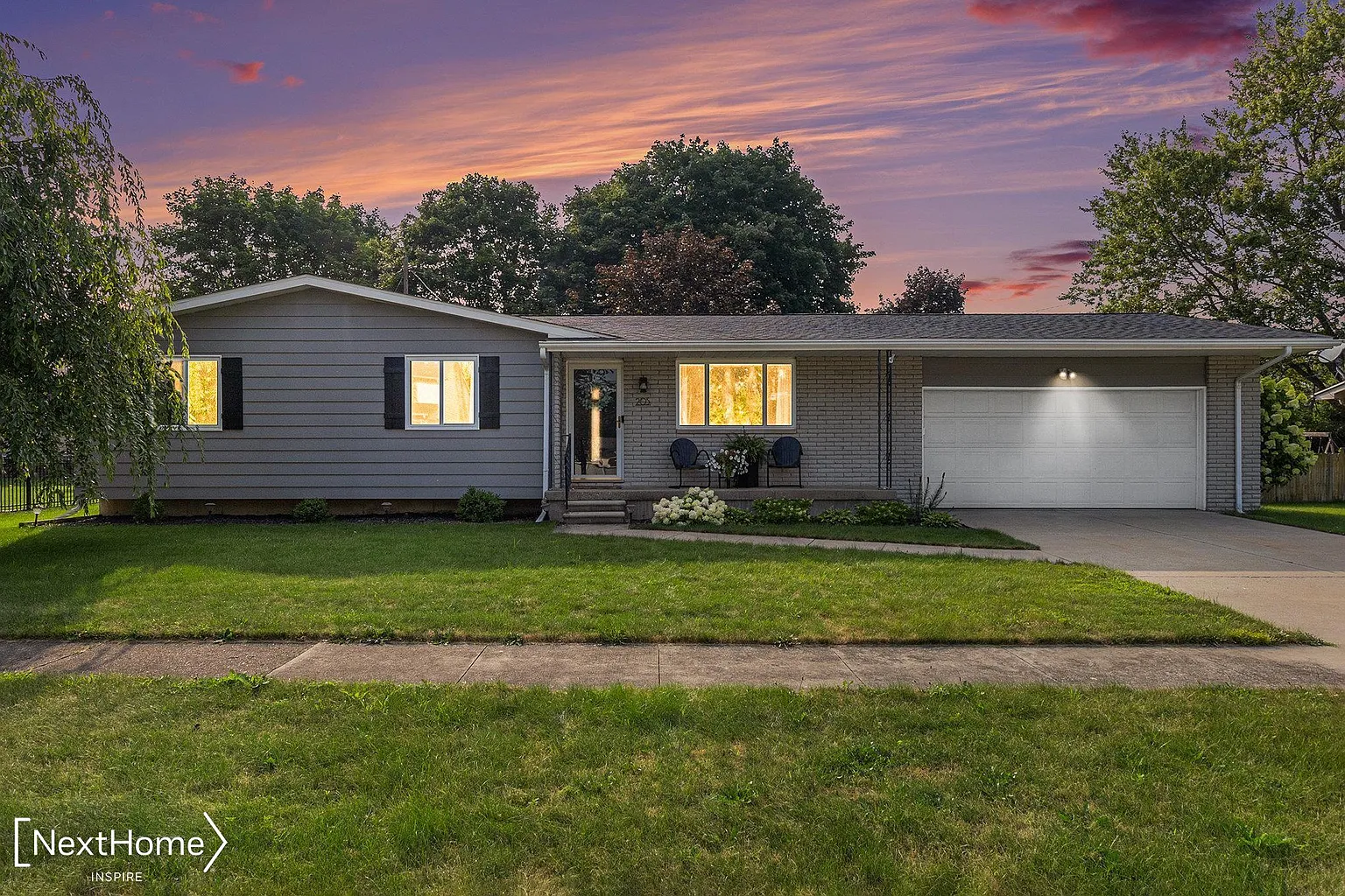 205 Cedarwood Dr photo 1